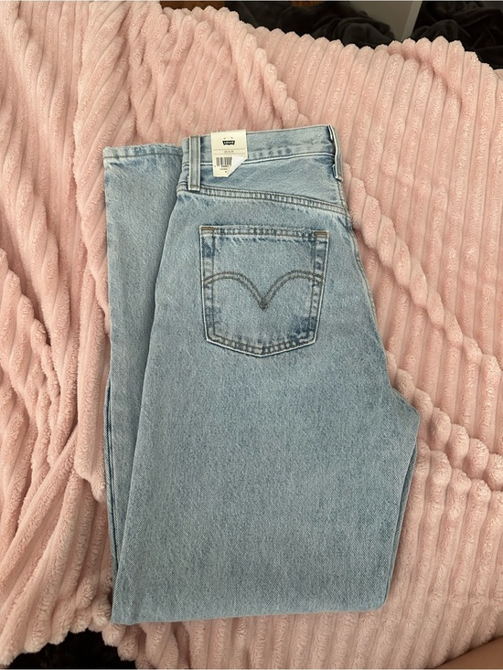 Levi's Denim - Levis ribcage straight ankle jeans size 26